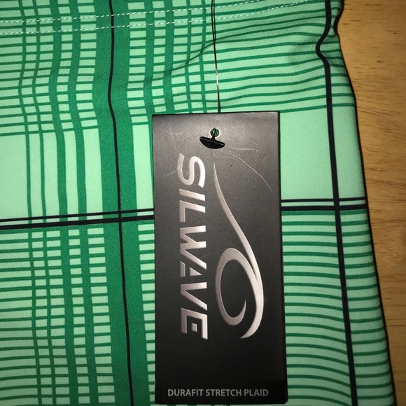 Silwave Green Plaid Board Shorts Size 29x21 - Picture 3 of 6
